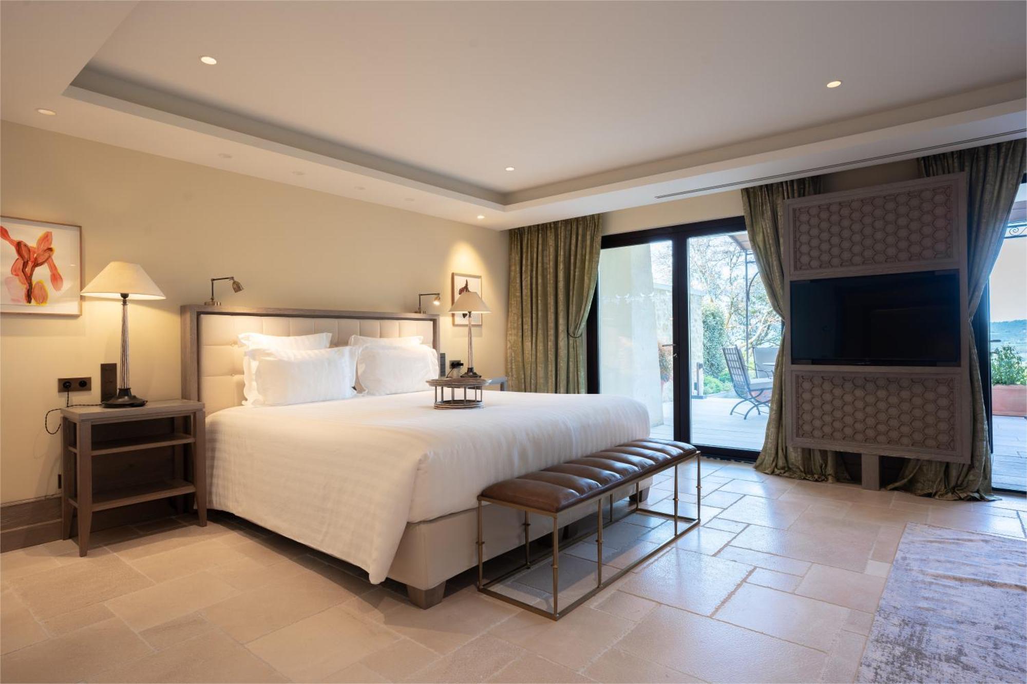 โกกียาด วีลาจ Hotel การ์กาส์ ภายนอก รูปภาพ